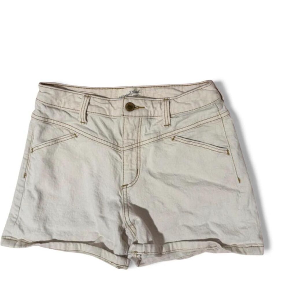 Universal-thread Women's White and Cream Shorts